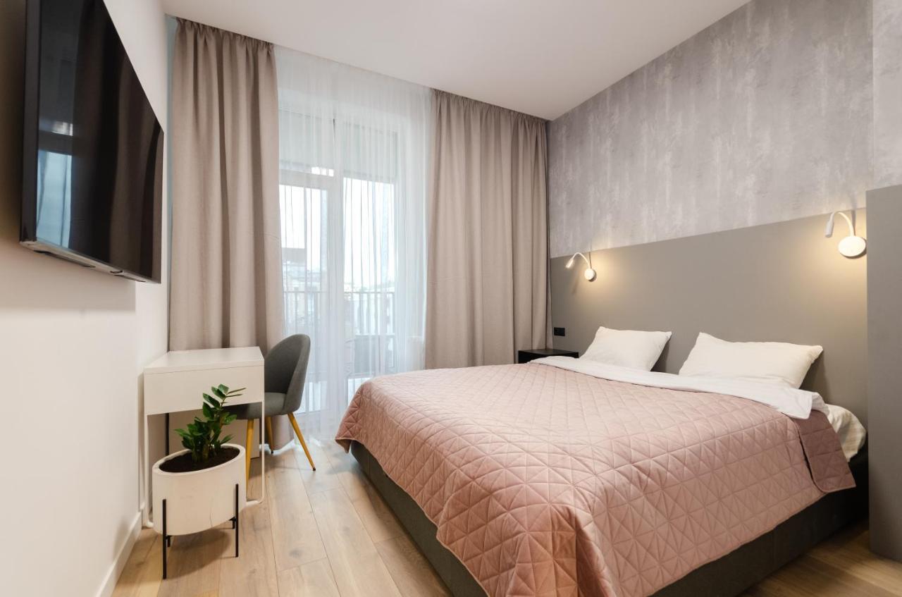 Petrovdom 160-161-166-3A-3B-131A-104A In Beautiful Apartments In Rc "Yaroslaviv Grad" Kiev Exteriör bild