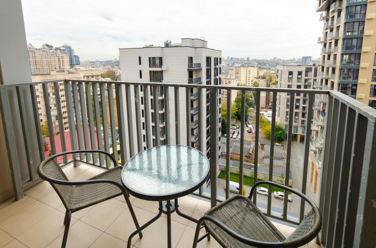 Petrovdom 160-161-166-3A-3B-131A-104A In Beautiful Apartments In Rc "Yaroslaviv Grad" Kiev Exteriör bild